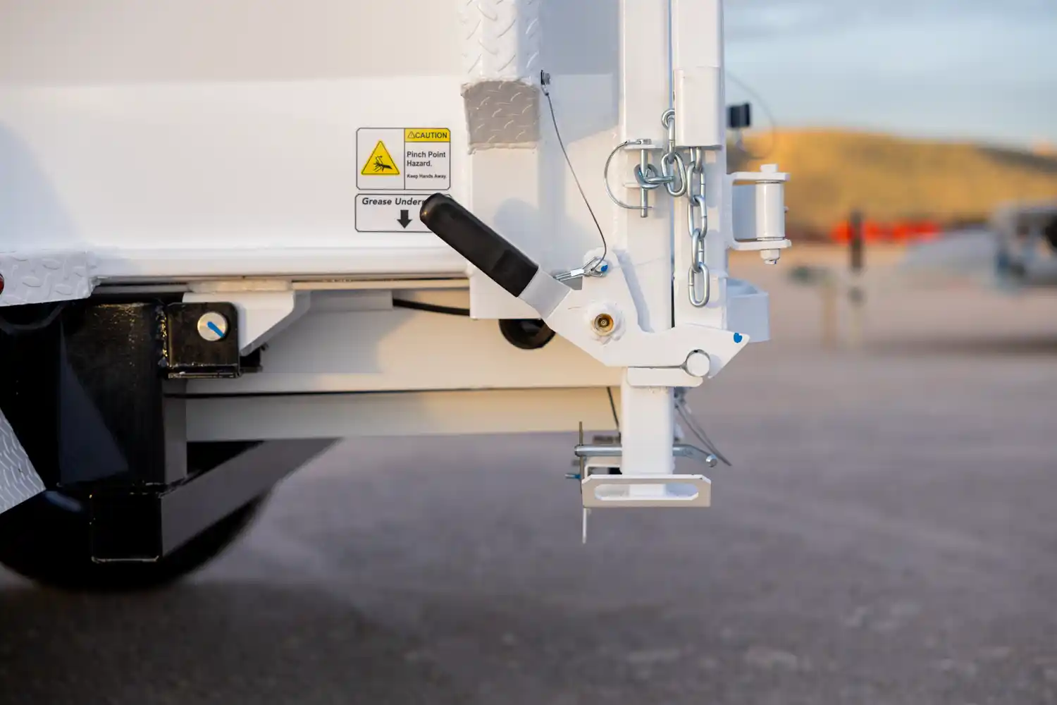 horizon trailers img